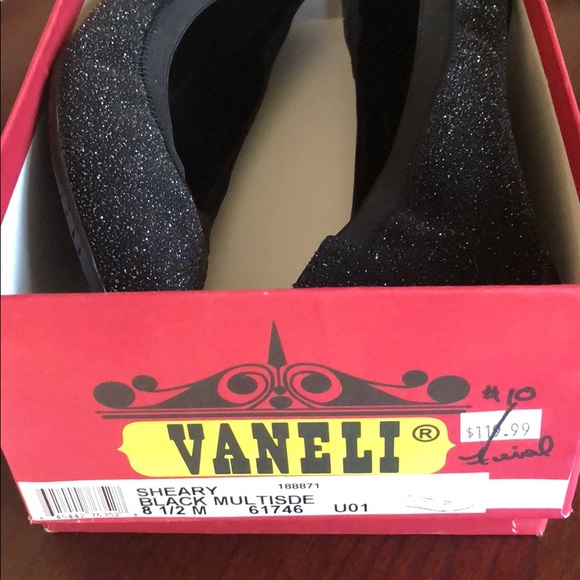 Vaneli Sheary Black Flats - Picture 4 of 5